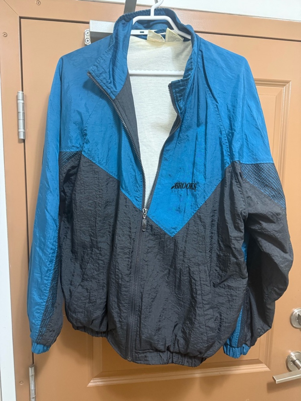 Vintage Brooks windbreaker